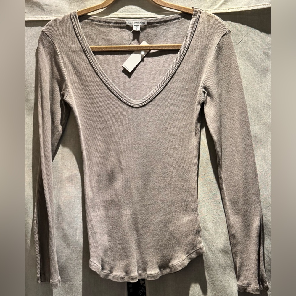 James Perse Standard V-Neck Long Sleeve Top, Size